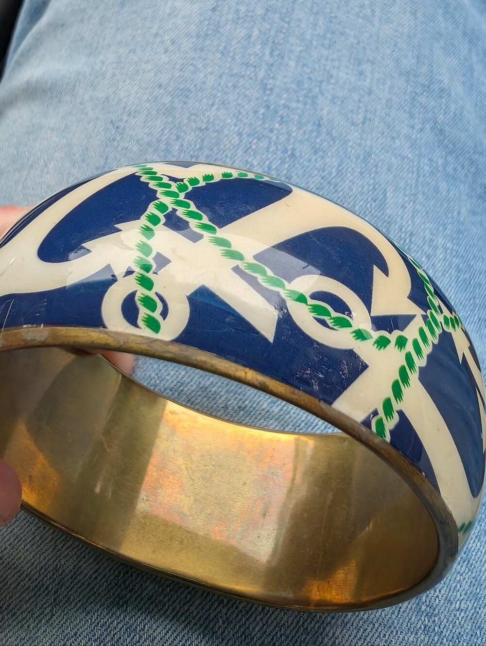VINTAGE Brass Wrapped ENAMEL Bangle Bracelet PREPPY Yaght Club